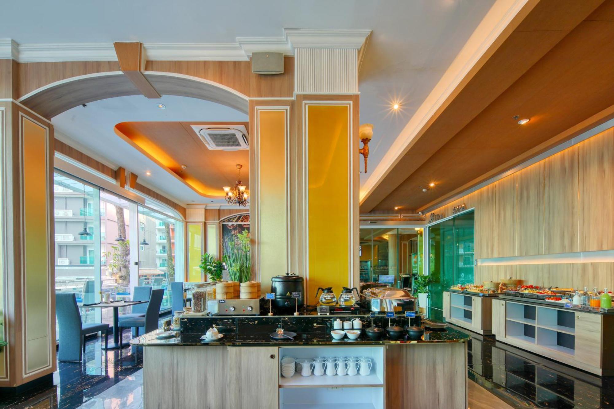 Sira Grande Hotel And Spa - SHA Extra Plus Patong Exterior foto
